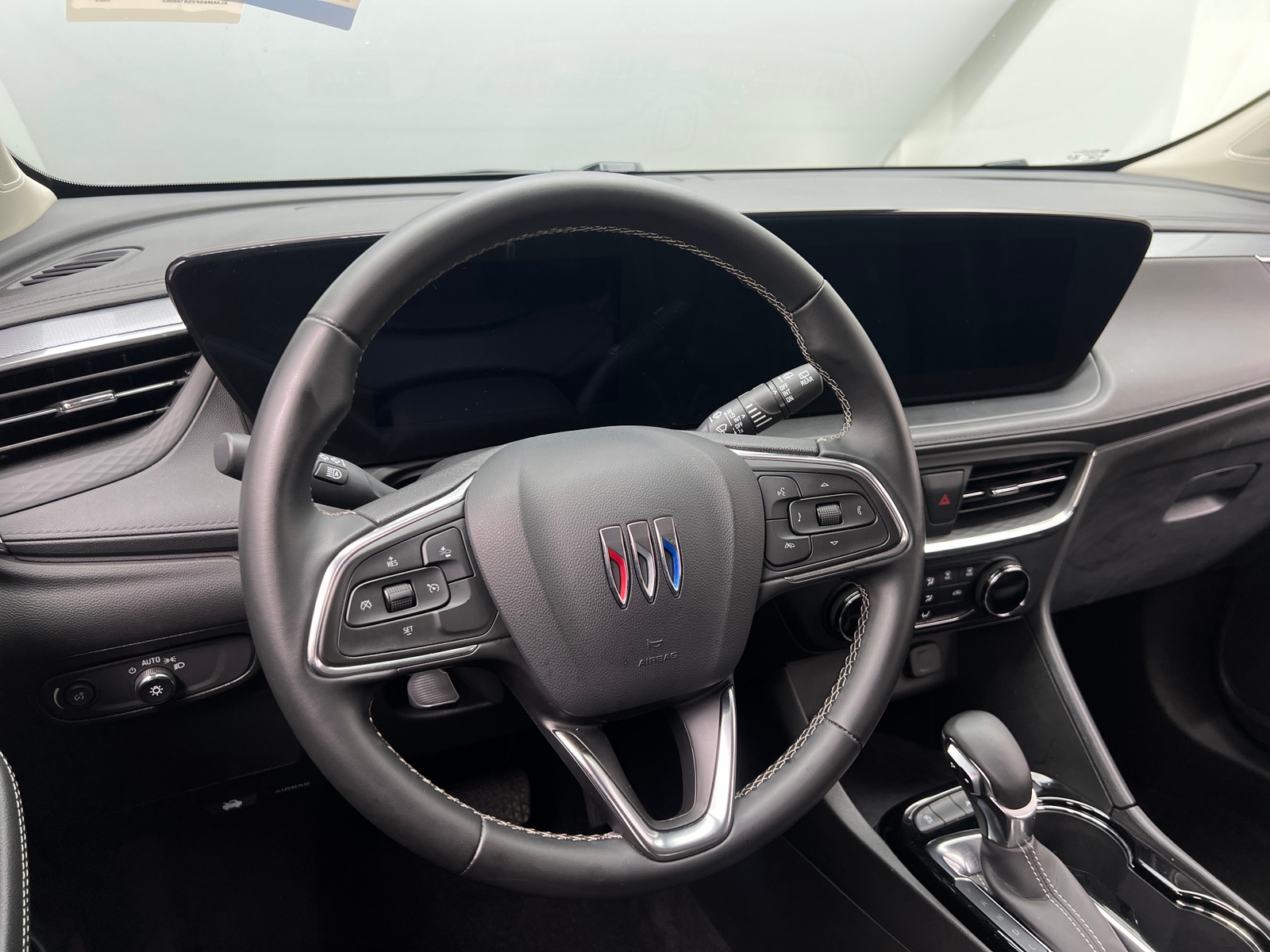 Thumbnail: 2025 Buick Encore GX - 4