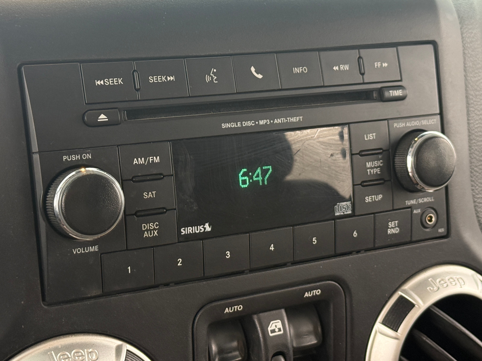 Thumbnail: 2017 Jeep Wrangler - 3