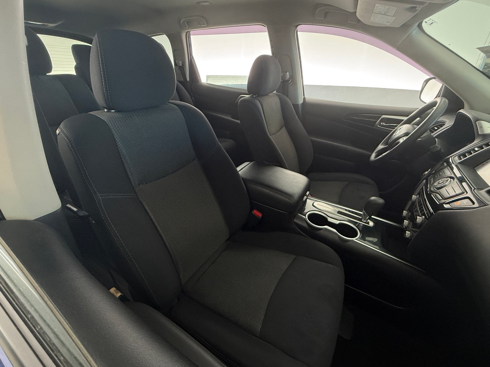 Thumbnail: 2019 Nissan Pathfinder - 2