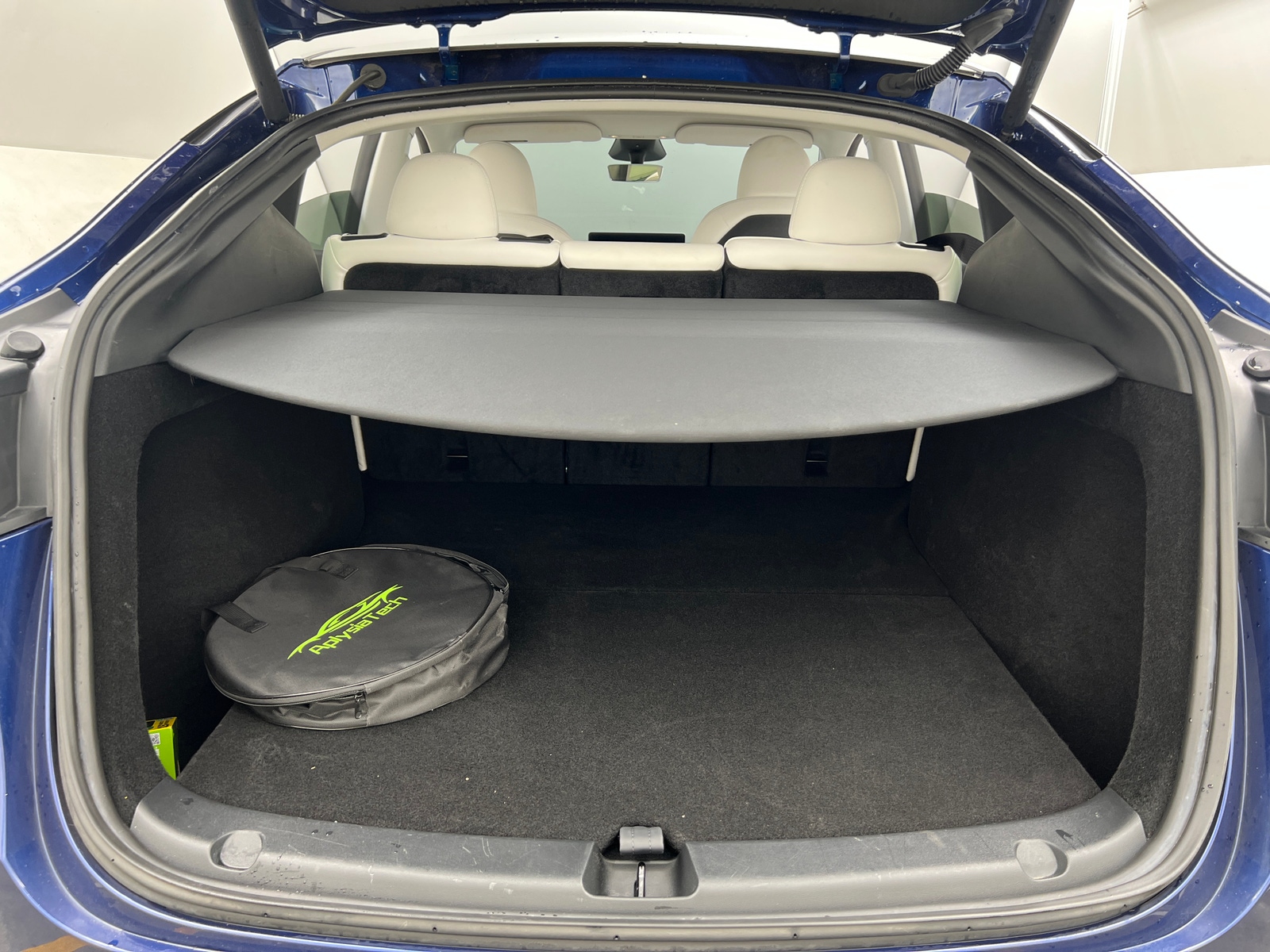 Thumbnail: 2023 Tesla Model Y - 6