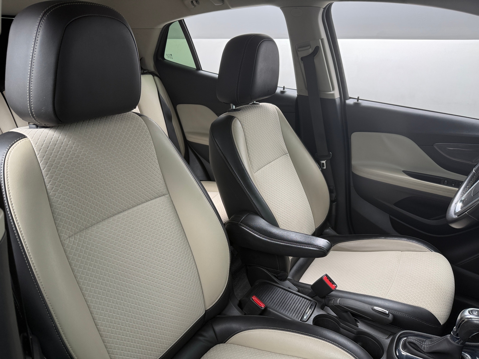 Thumbnail: 2020 Buick Encore - 2