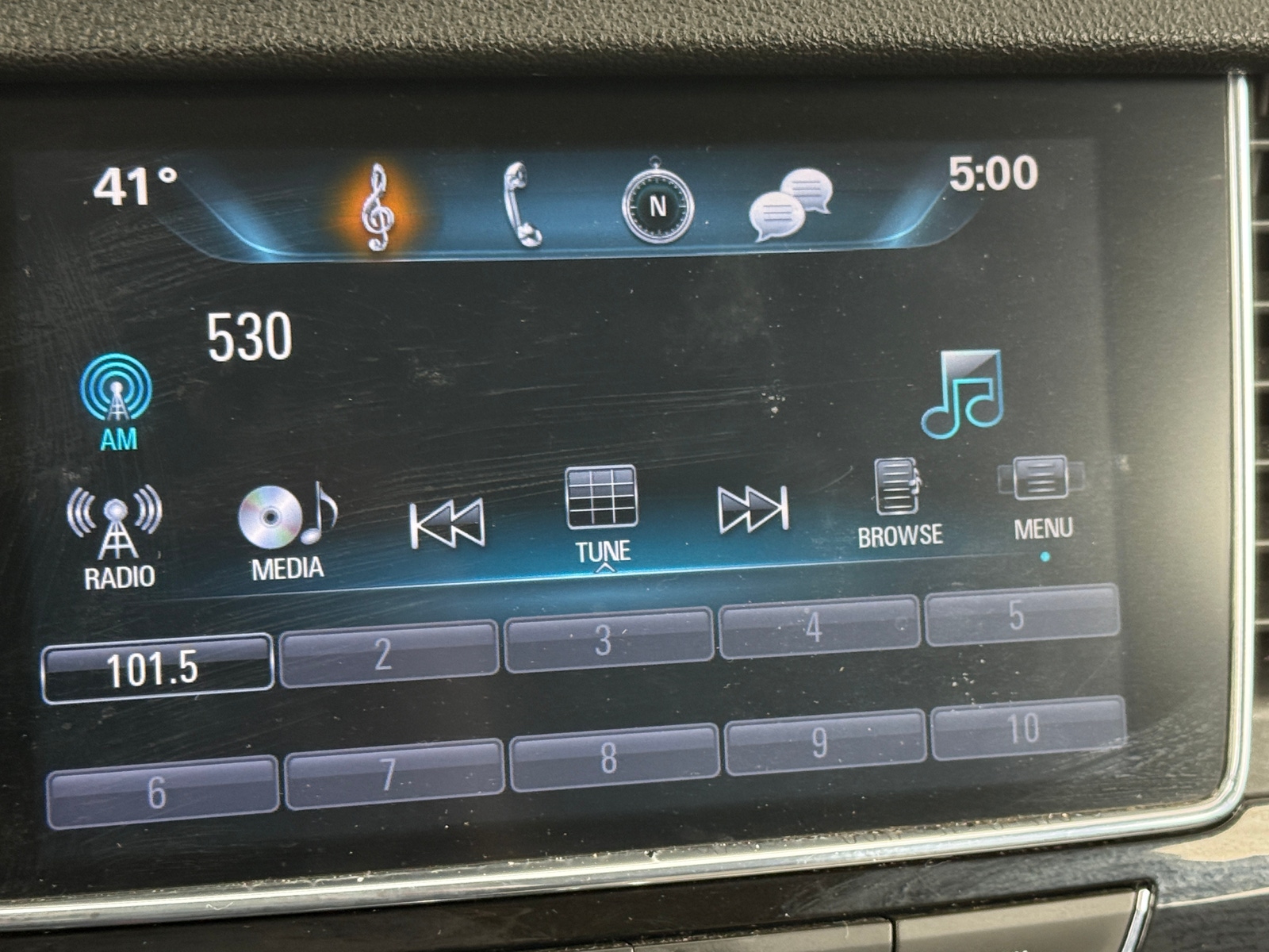 Thumbnail: 2020 Buick Encore - 4