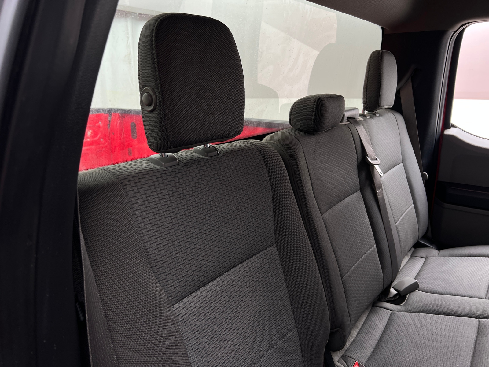 Thumbnail: 2019 Ford Econoline - 6