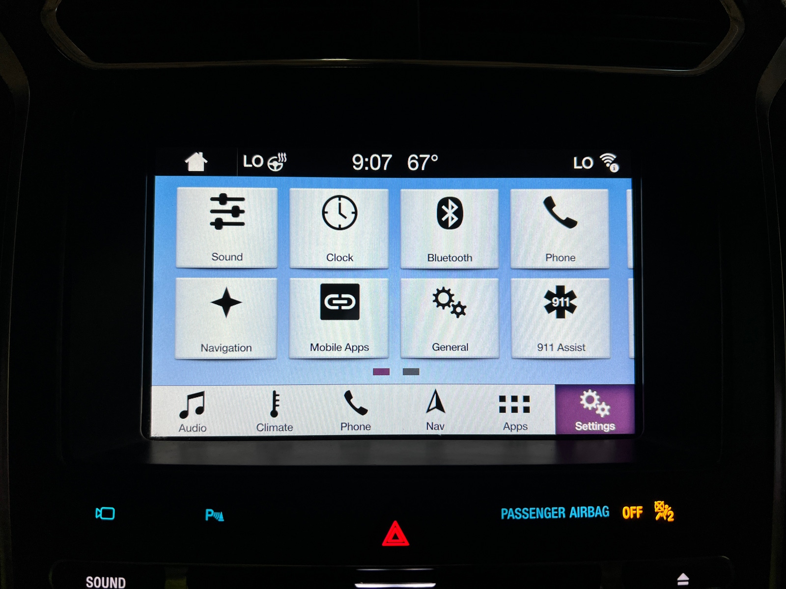 Thumbnail: 2018 Ford Explorer - 3