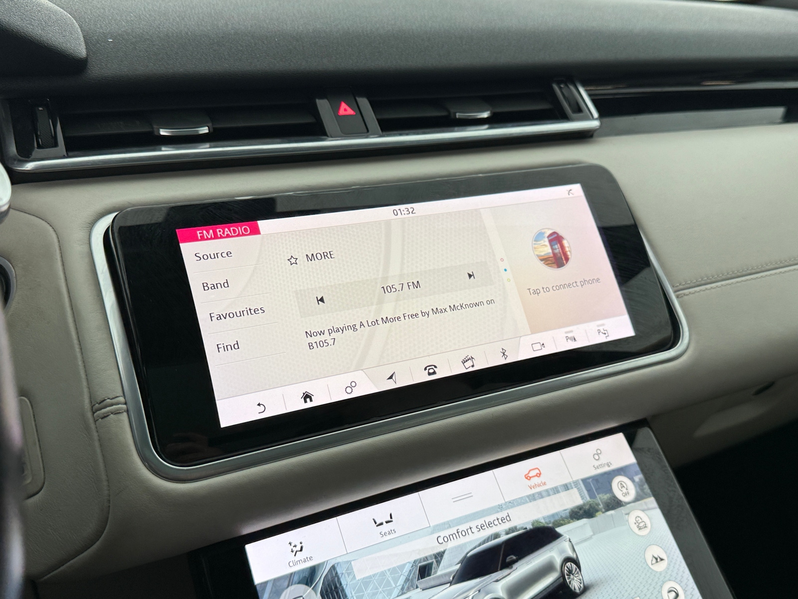 Thumbnail: 2018 Land Rover Range Rover Velar - 3