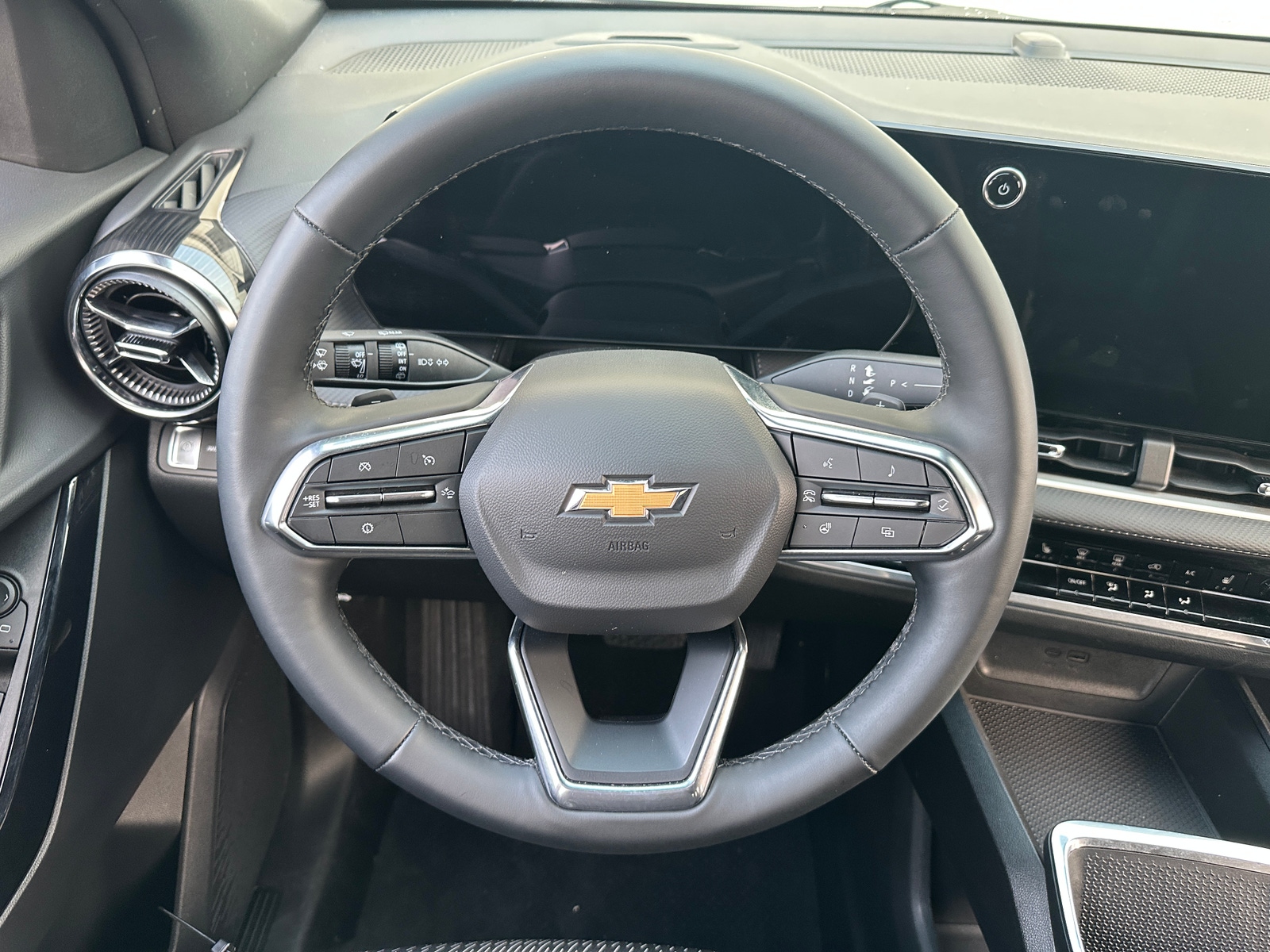 Thumbnail: 2025 Chevrolet Equinox - 5