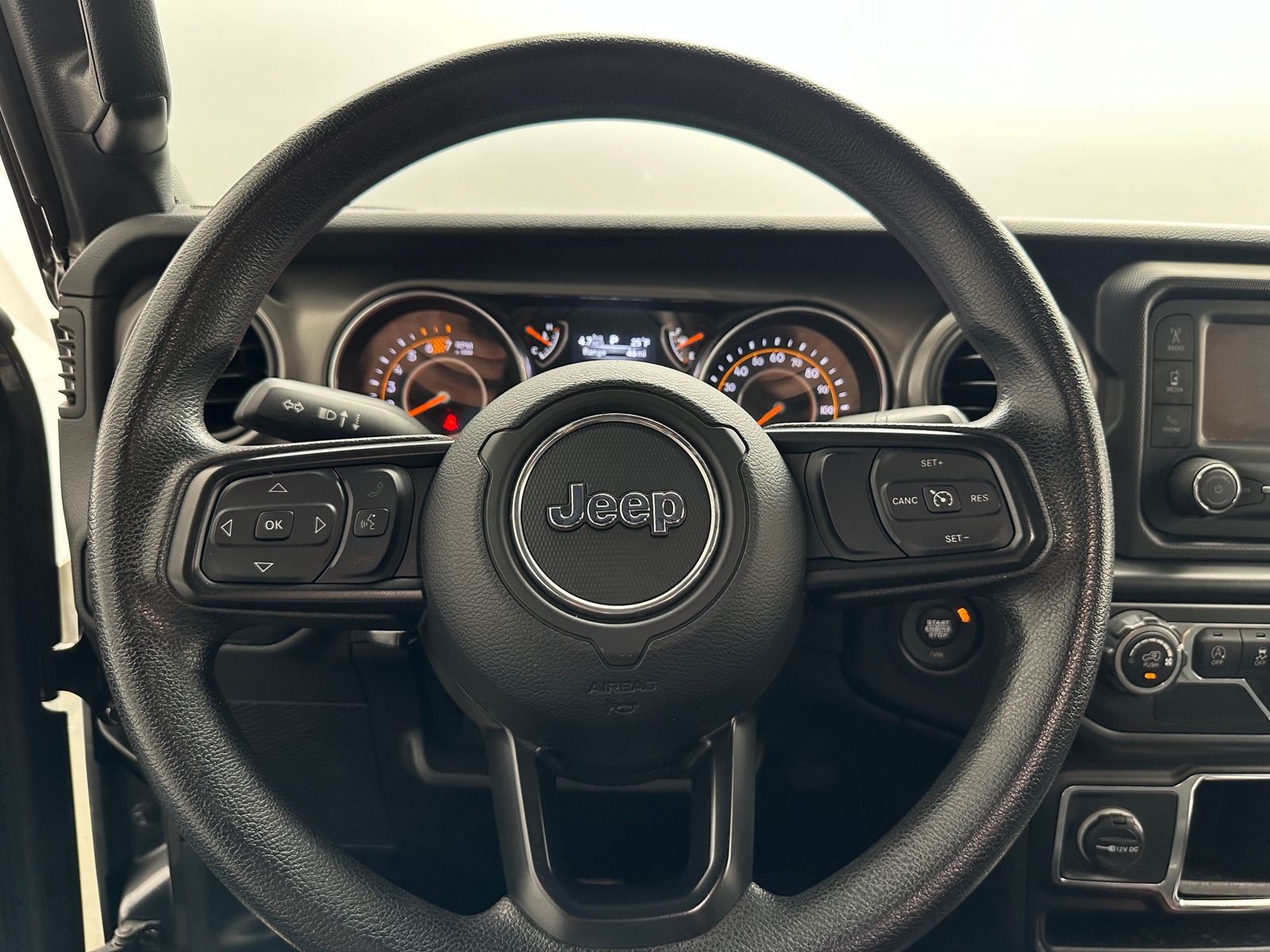 Thumbnail: 2021 Jeep Wrangler - 5