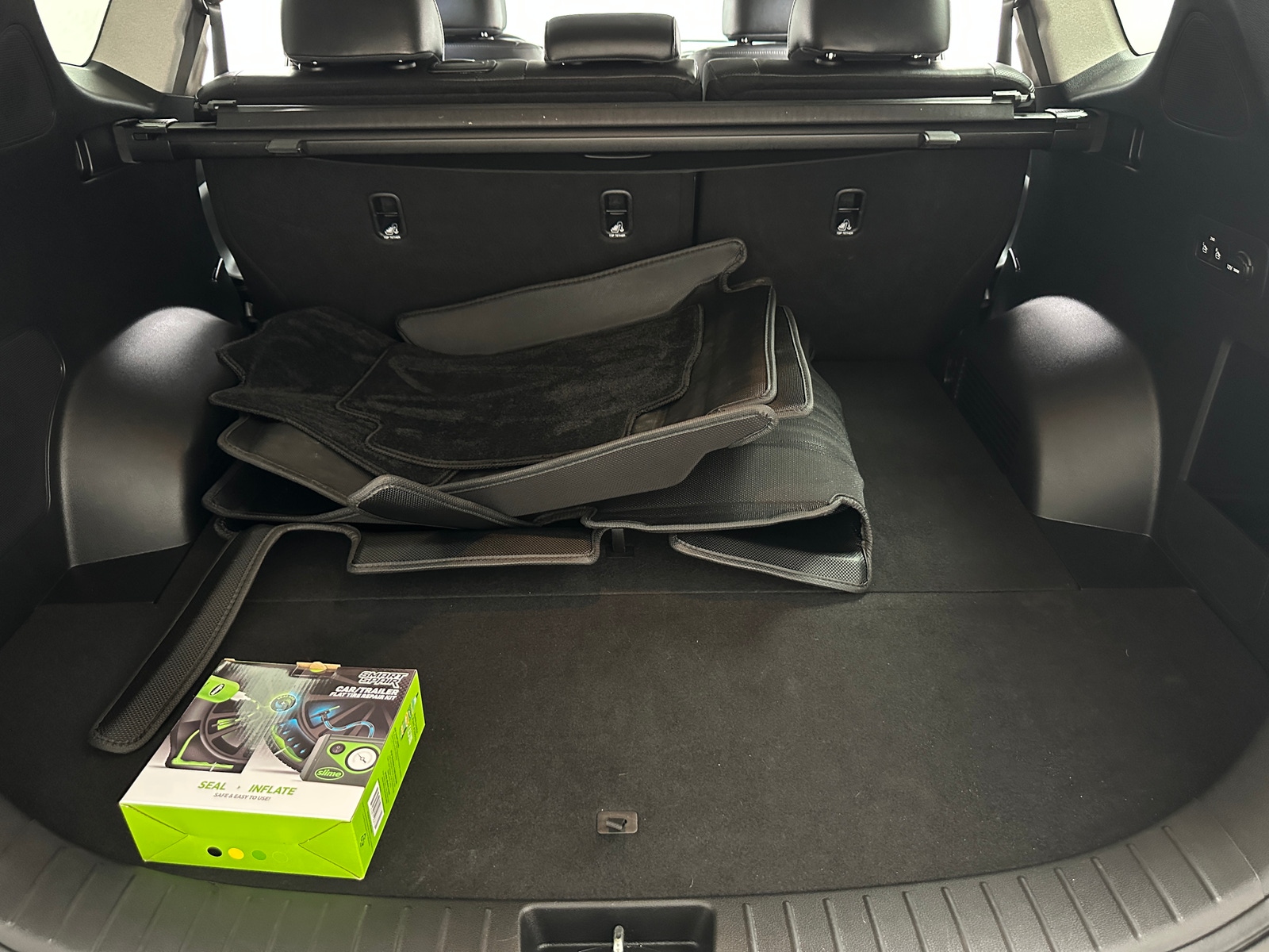 Thumbnail: 2023 Hyundai Santa Fe - 6