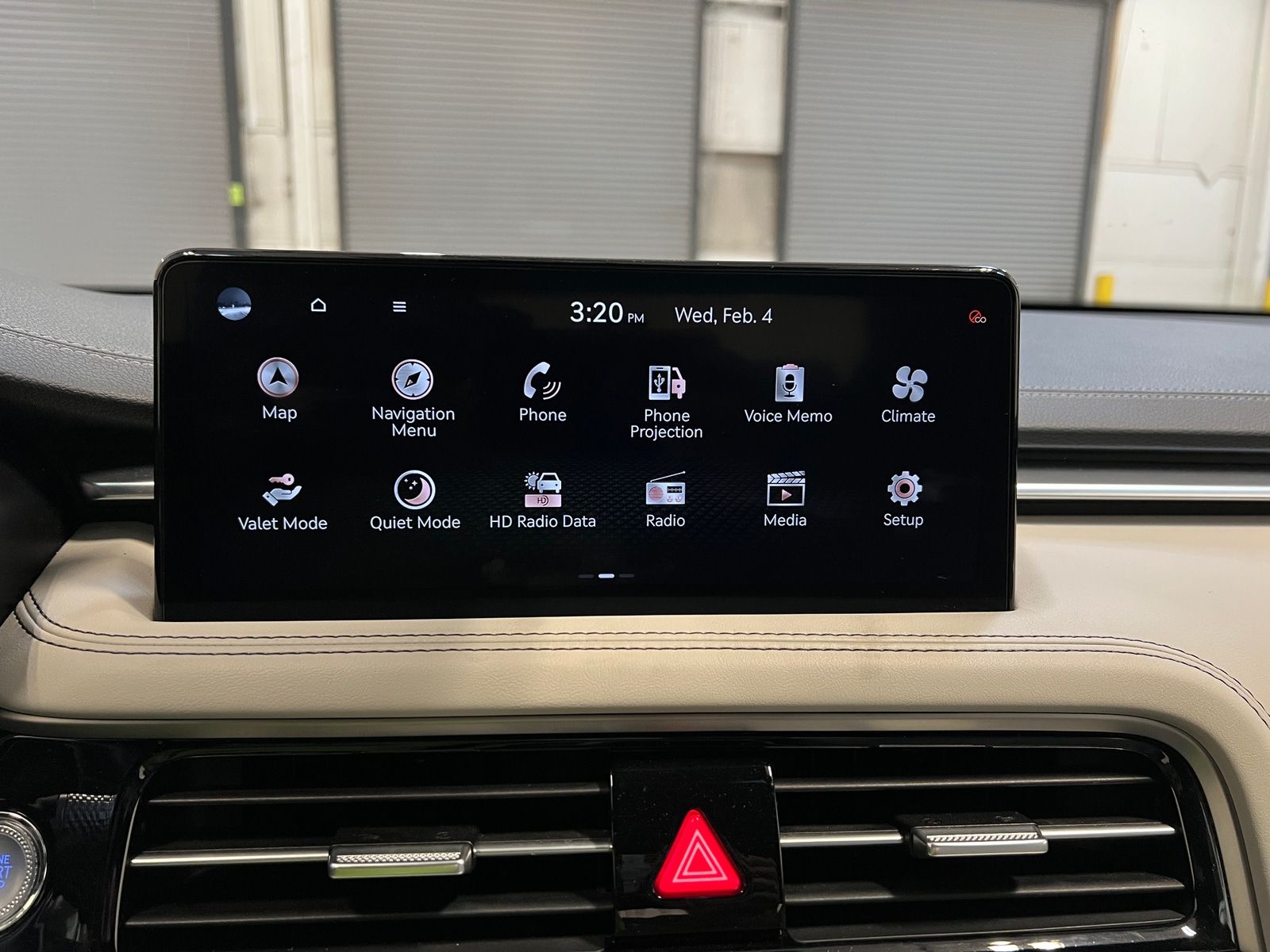 Thumbnail: 2025 Genesis G70 - 3