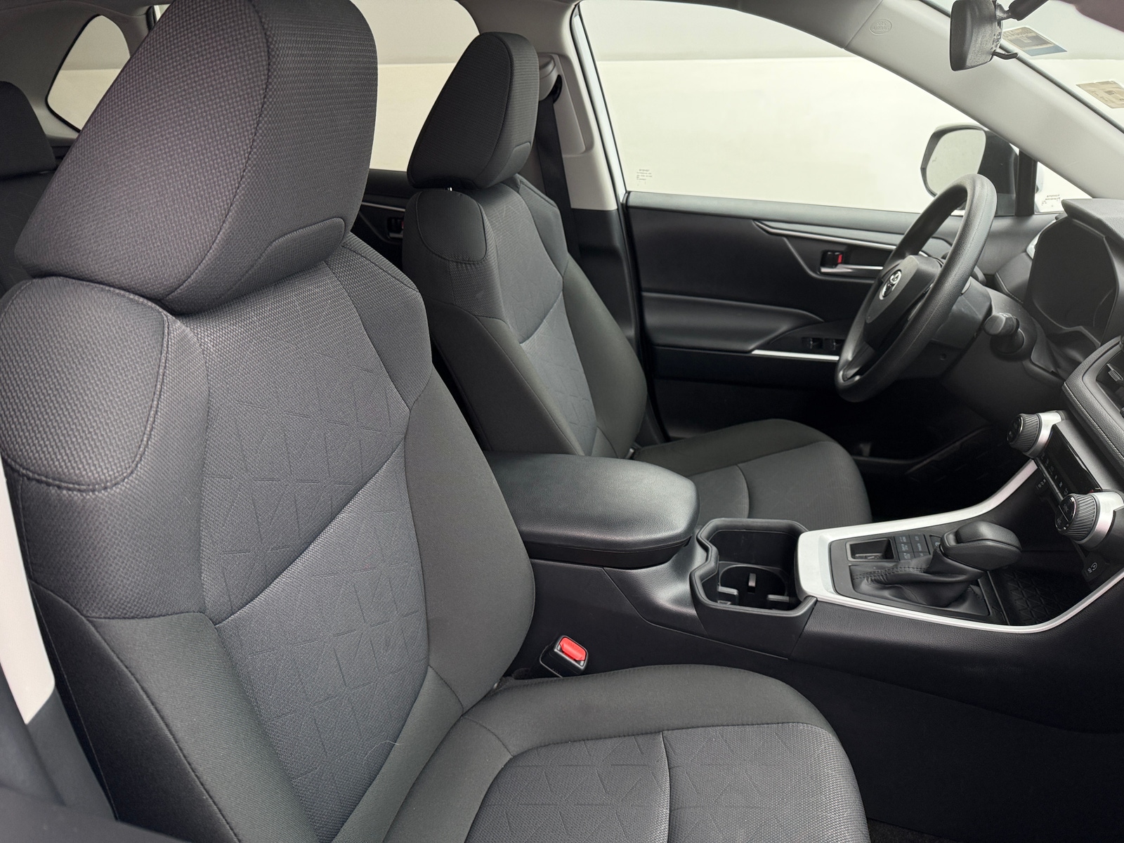 Thumbnail: 2025 Toyota RAV4 - 2