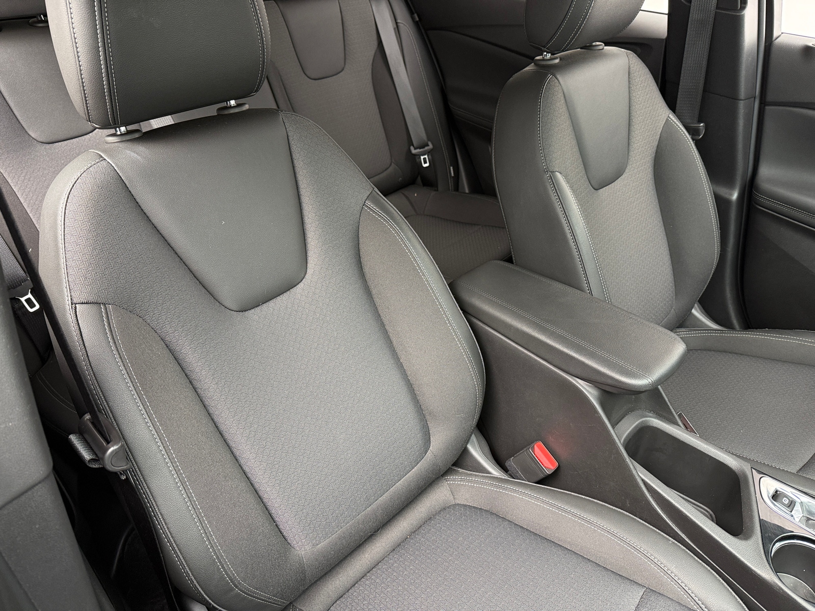 Thumbnail: 2025 Buick Encore GX - 2