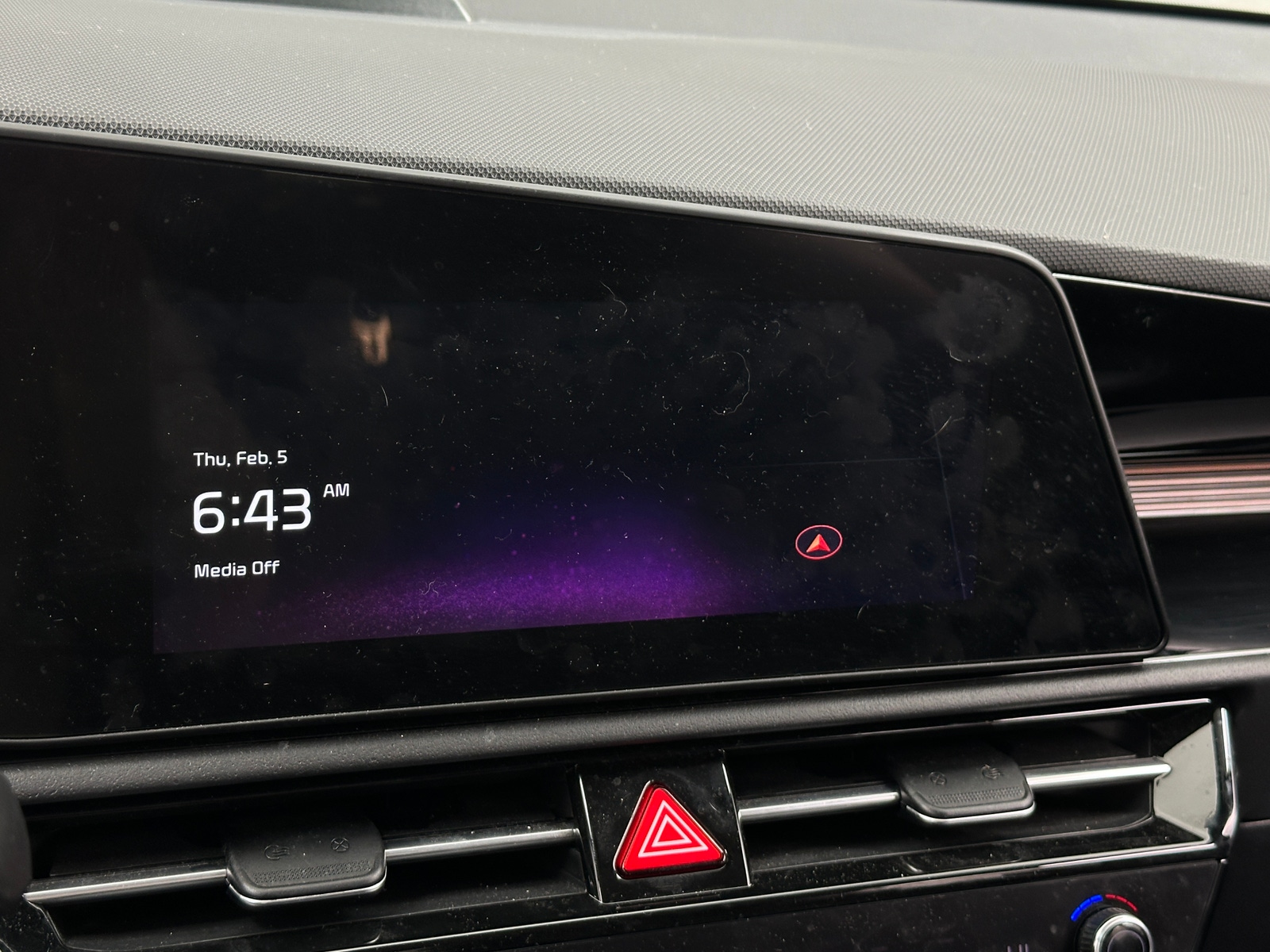 Thumbnail: 2023 Kia Niro - 4