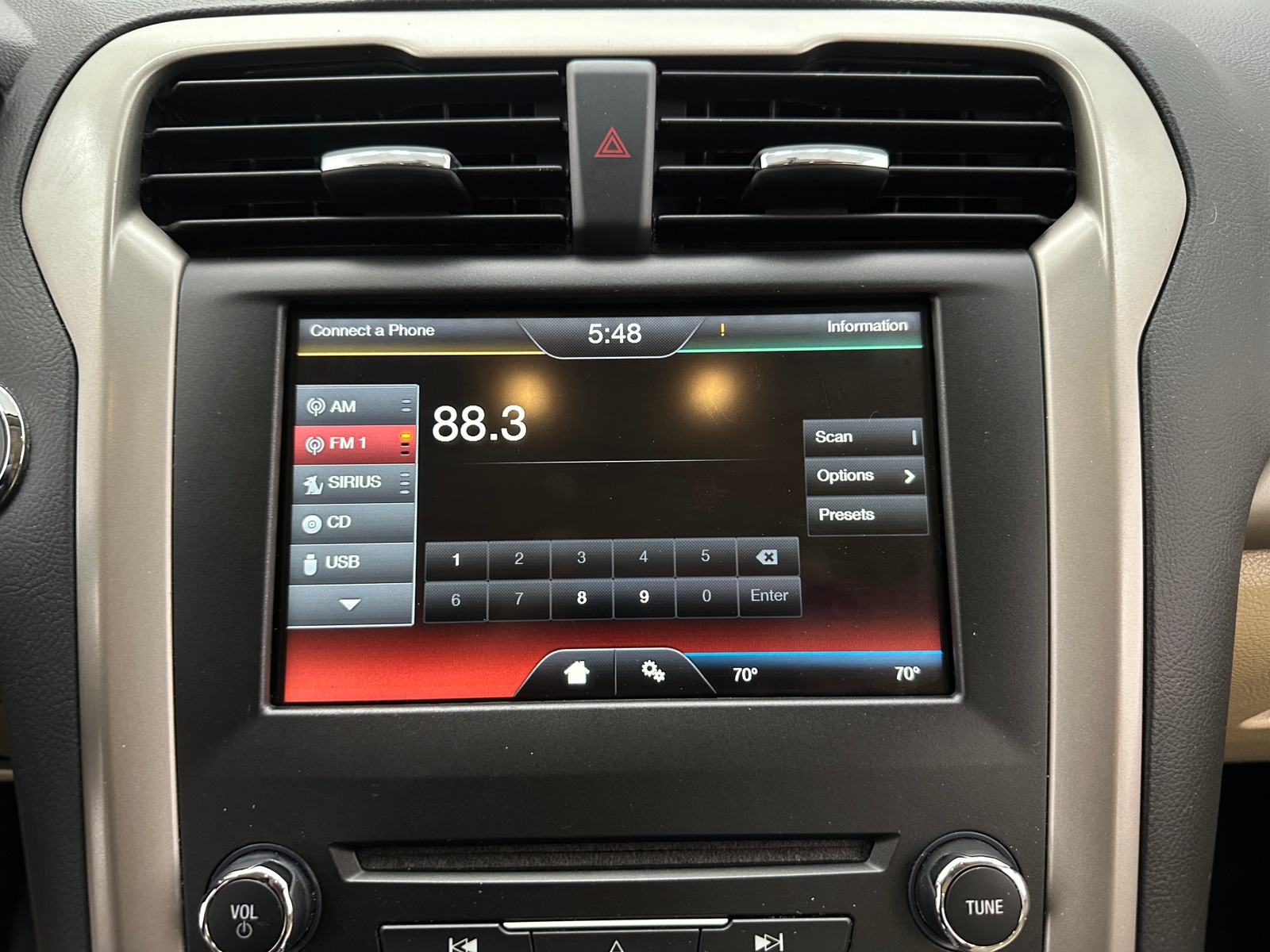 Thumbnail: 2016 Ford Fusion - 4