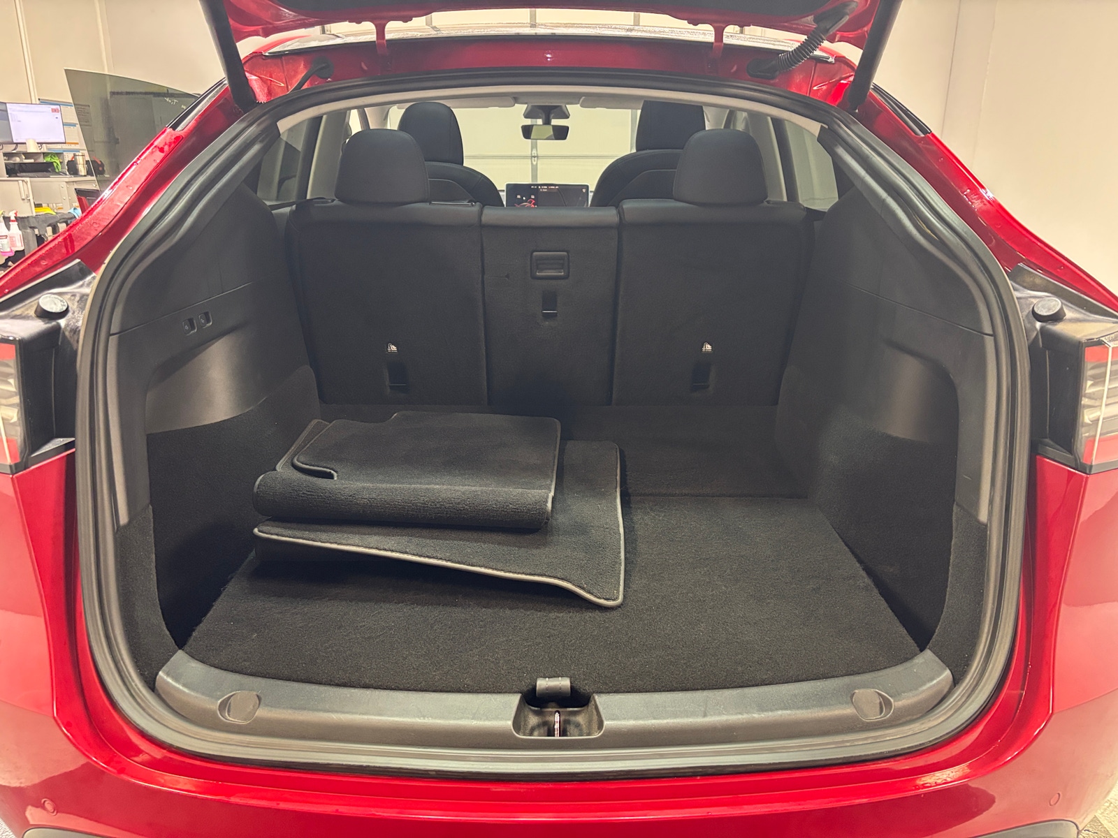 Thumbnail: 2021 Tesla Model Y - 6