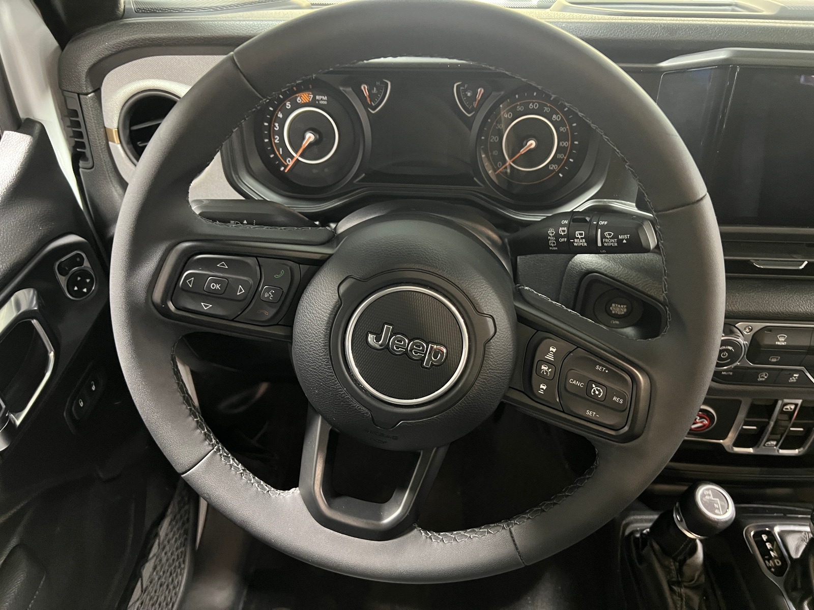 Thumbnail: 2025 Jeep Wrangler - 5