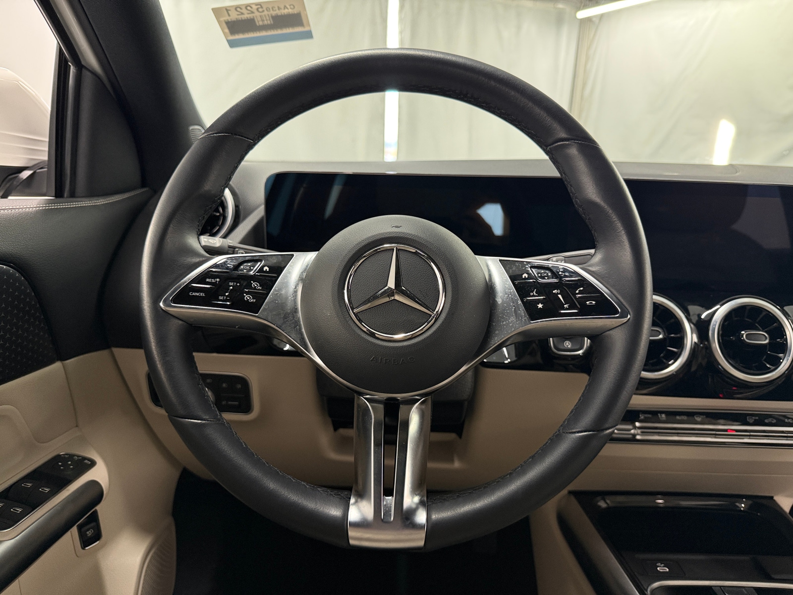 Thumbnail: 2025 Mercedes-Benz GLA - 4