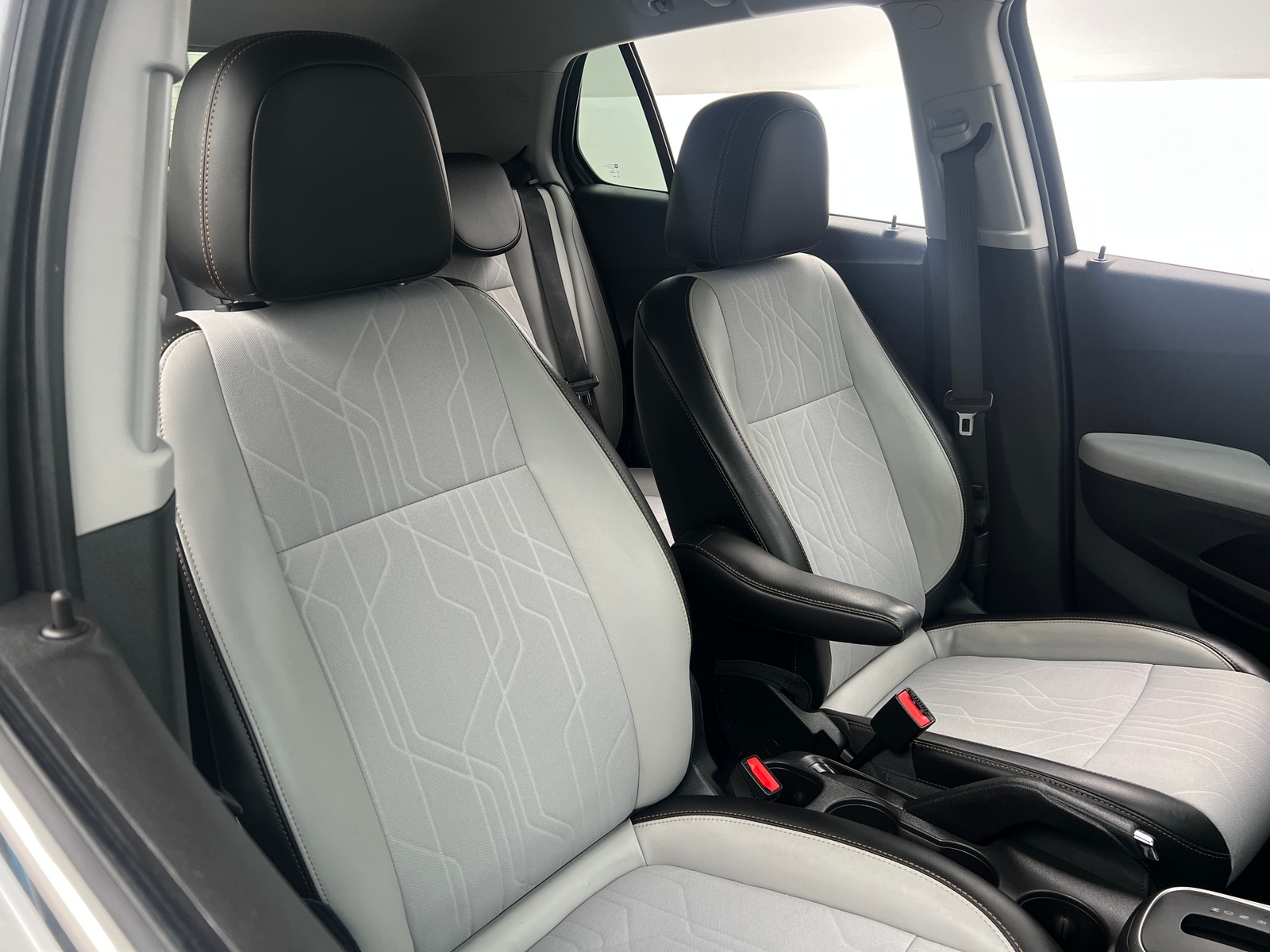 Thumbnail: 2020 Chevrolet Trax - 2