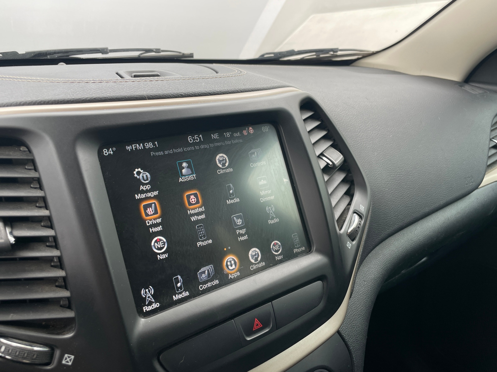 Thumbnail: 2015 Jeep Cherokee - 3