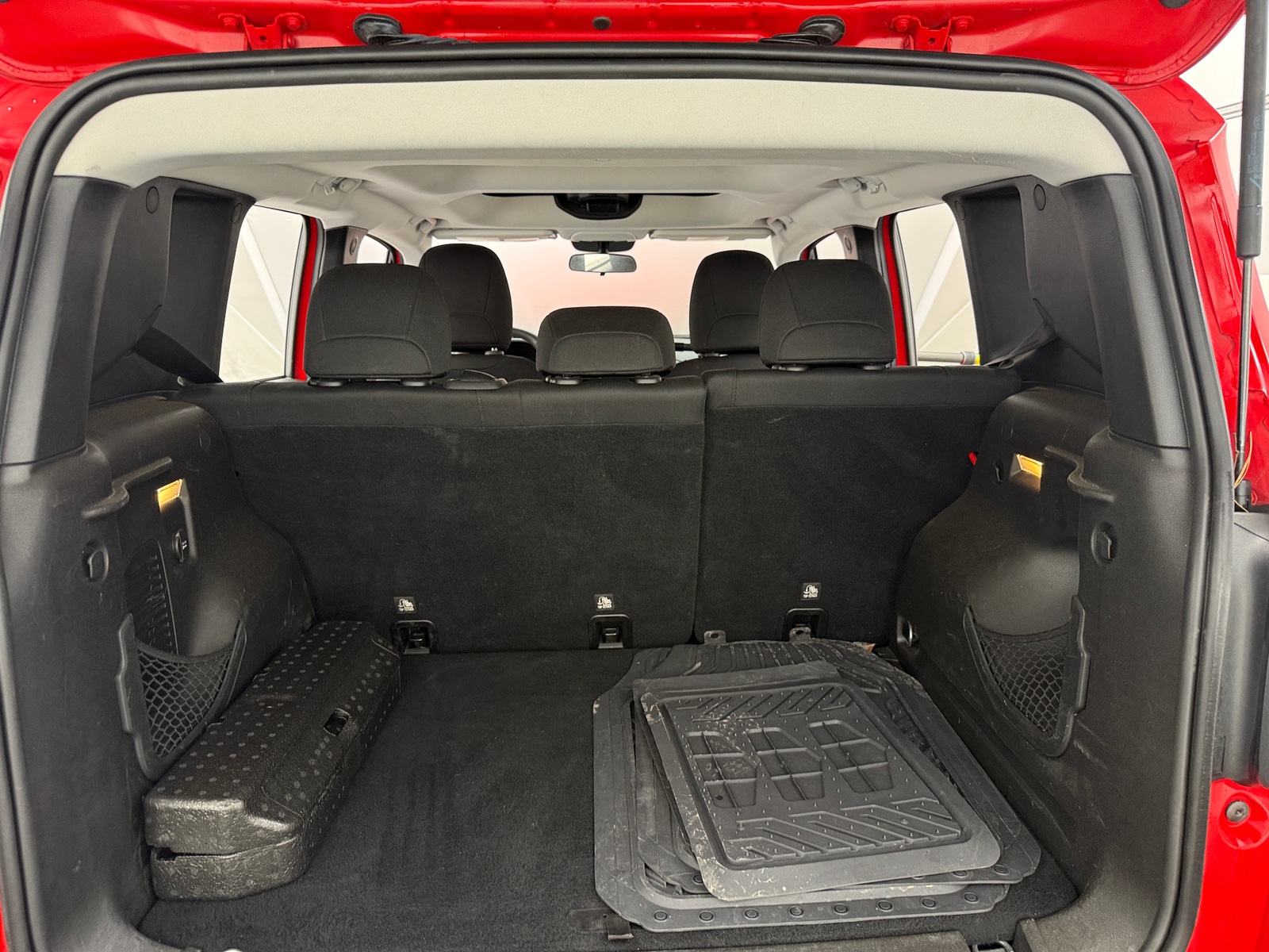 Thumbnail: 2017 Jeep Renegade - 7