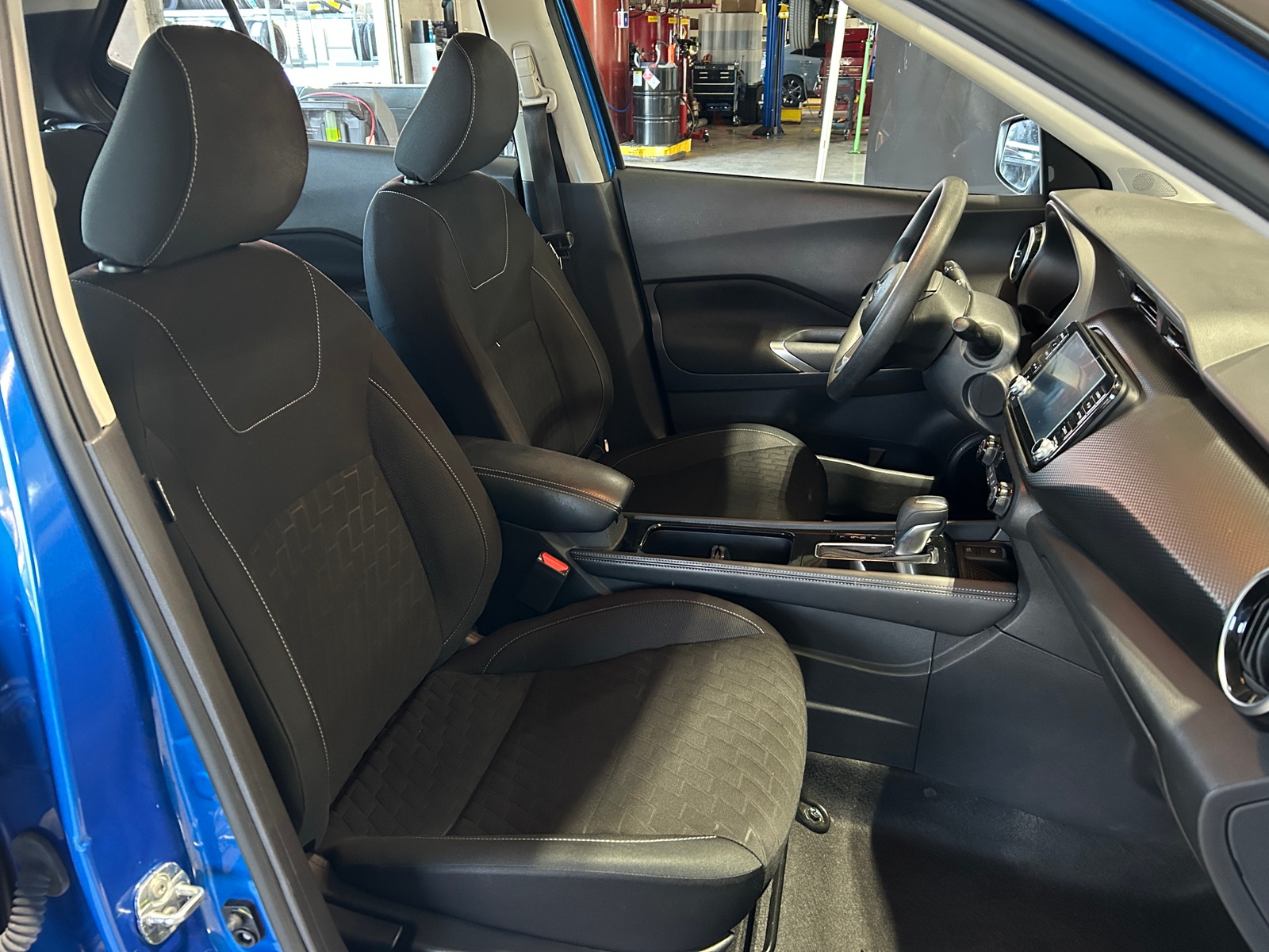 Thumbnail: 2021 Nissan Kicks - 2