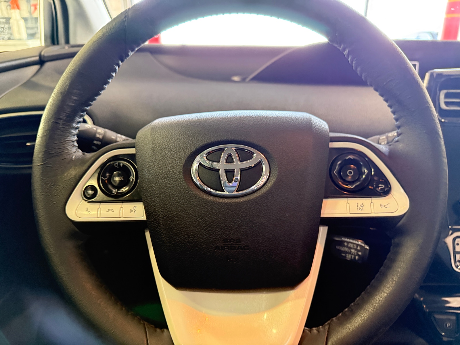 Thumbnail: 2016 Toyota Prius - 5