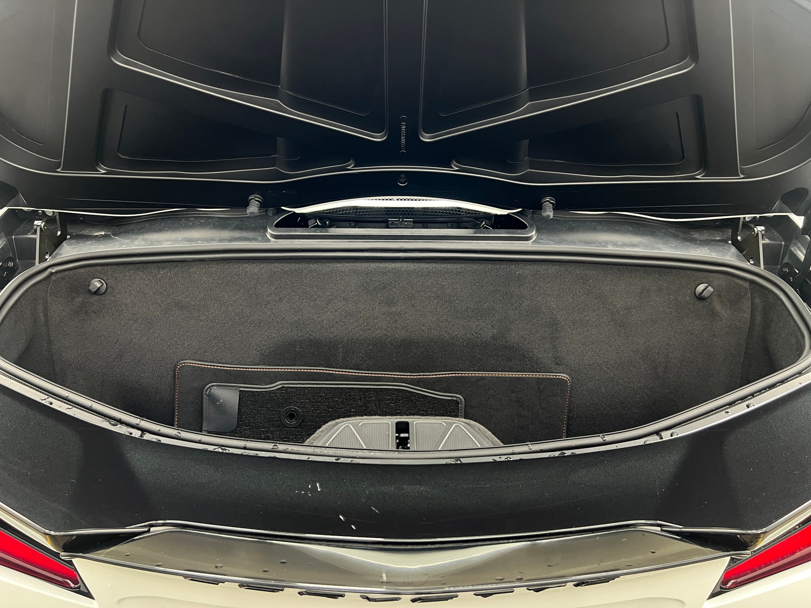 Thumbnail: 2025 Chevrolet Corvette - 5