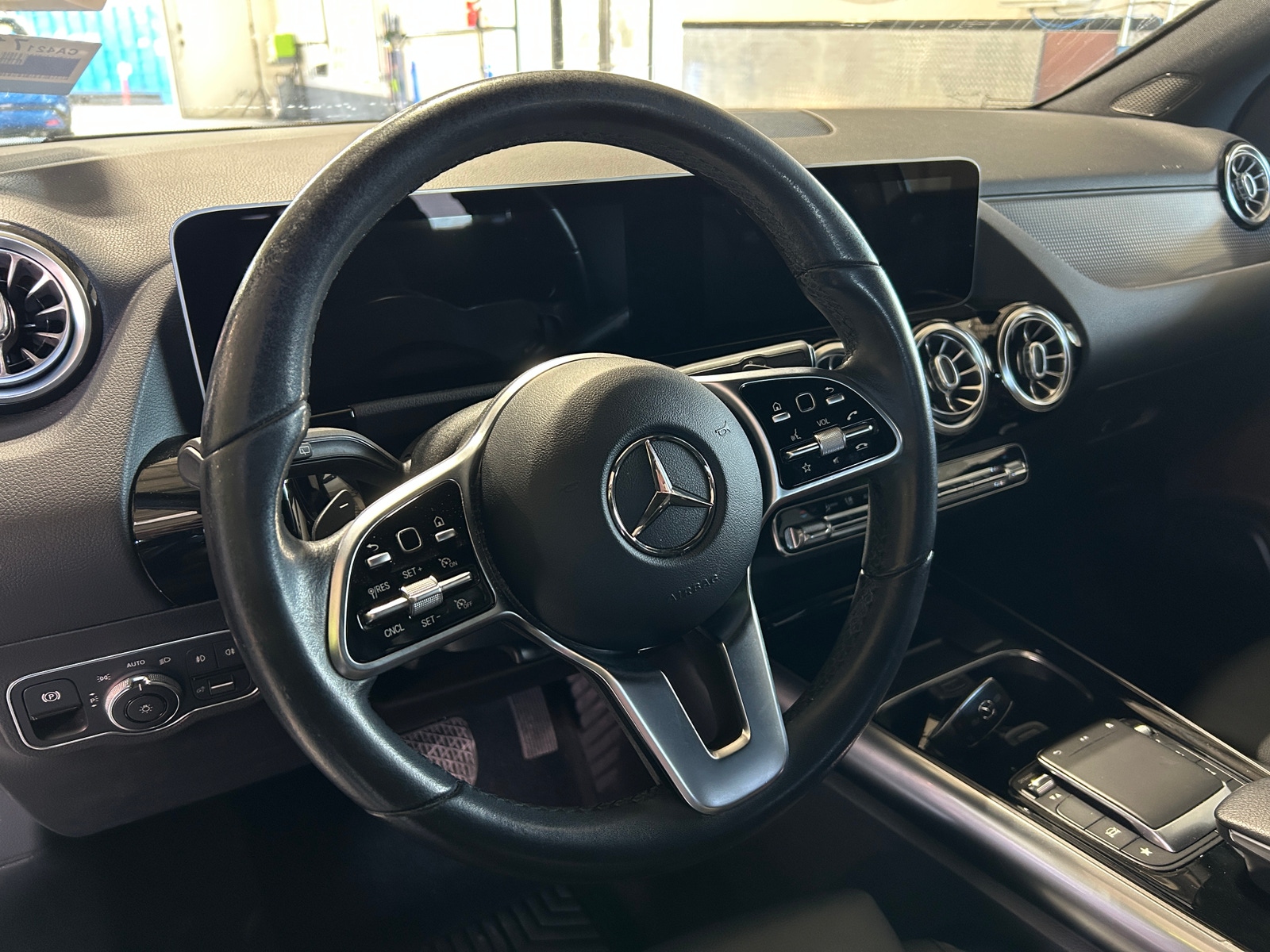 Thumbnail: 2021 Mercedes-Benz GLA - 4