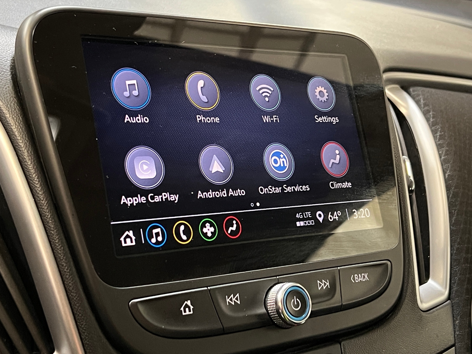 Thumbnail: 2024 Chevrolet Malibu - 4