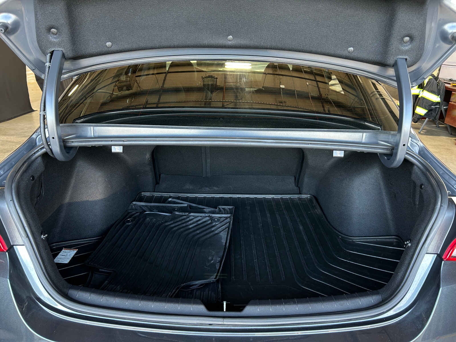 Thumbnail: 2021 Kia K5 - 6