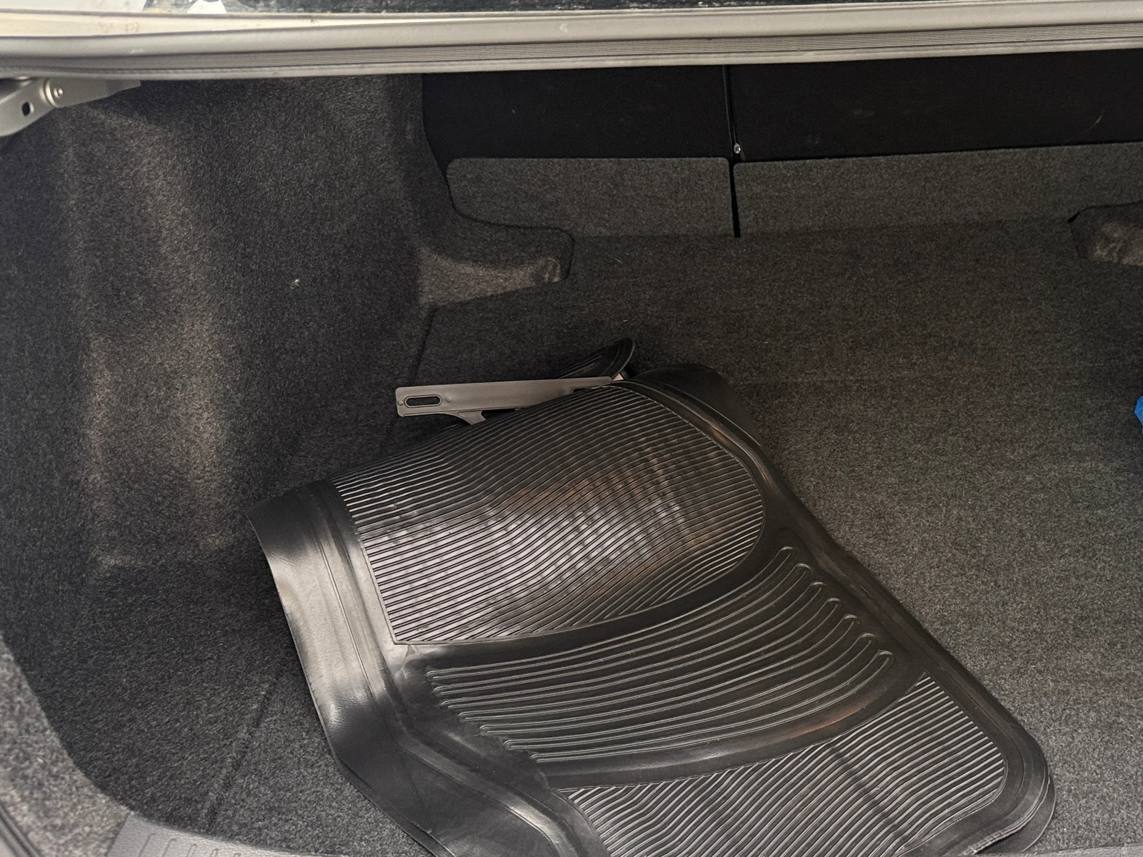 Thumbnail: 2025 Toyota Corolla - 7