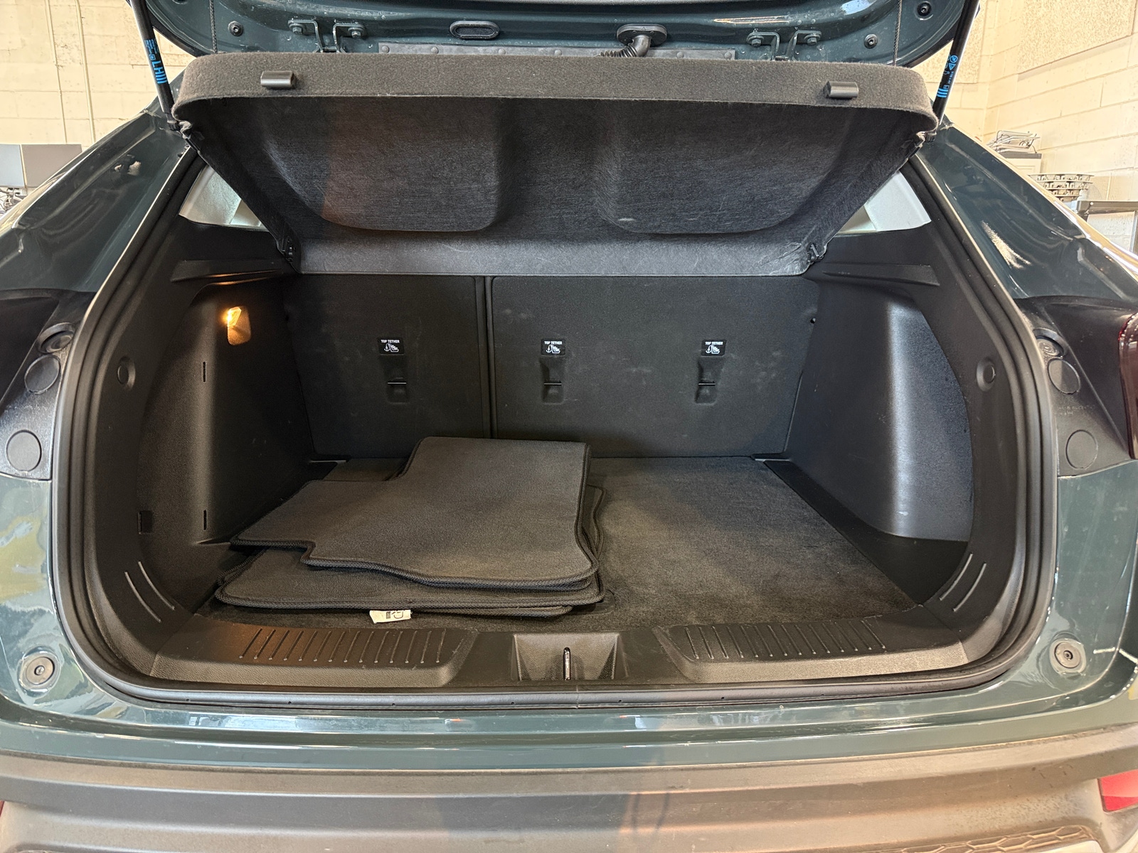 Thumbnail: 2025 Chevrolet Trax - 7