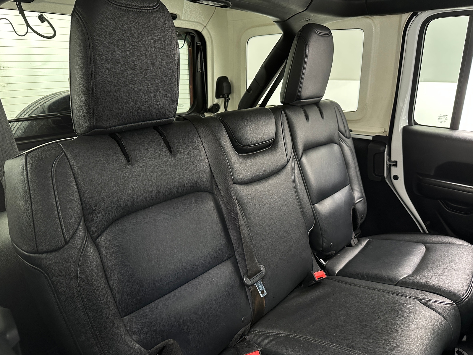 Thumbnail: 2021 Jeep Wrangler - 6