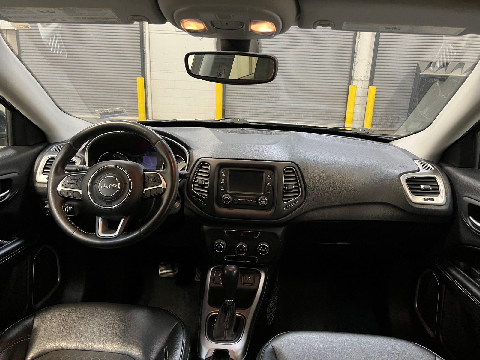 Thumbnail: 2018 Jeep Compass - 3