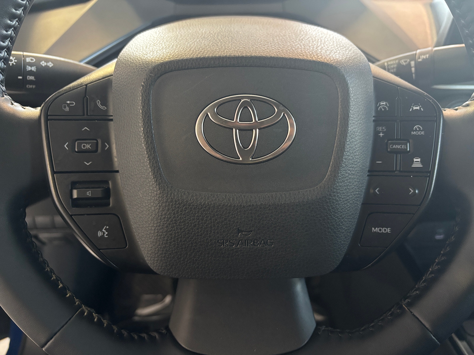 Thumbnail: 2025 Toyota Prius - 5