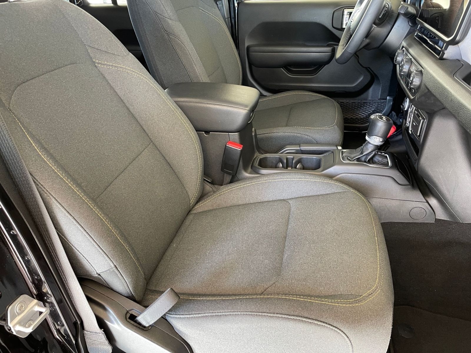 Thumbnail: 2025 Jeep Wrangler - 2