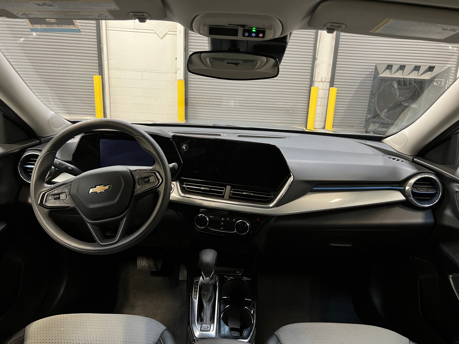 Thumbnail: 2025 Chevrolet Trax - 3