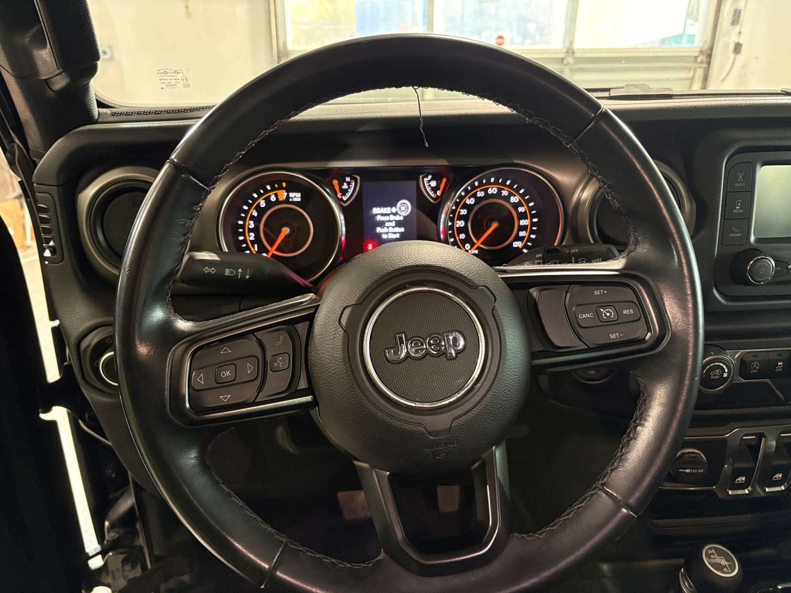 Thumbnail: 2020 Jeep Wrangler - 5