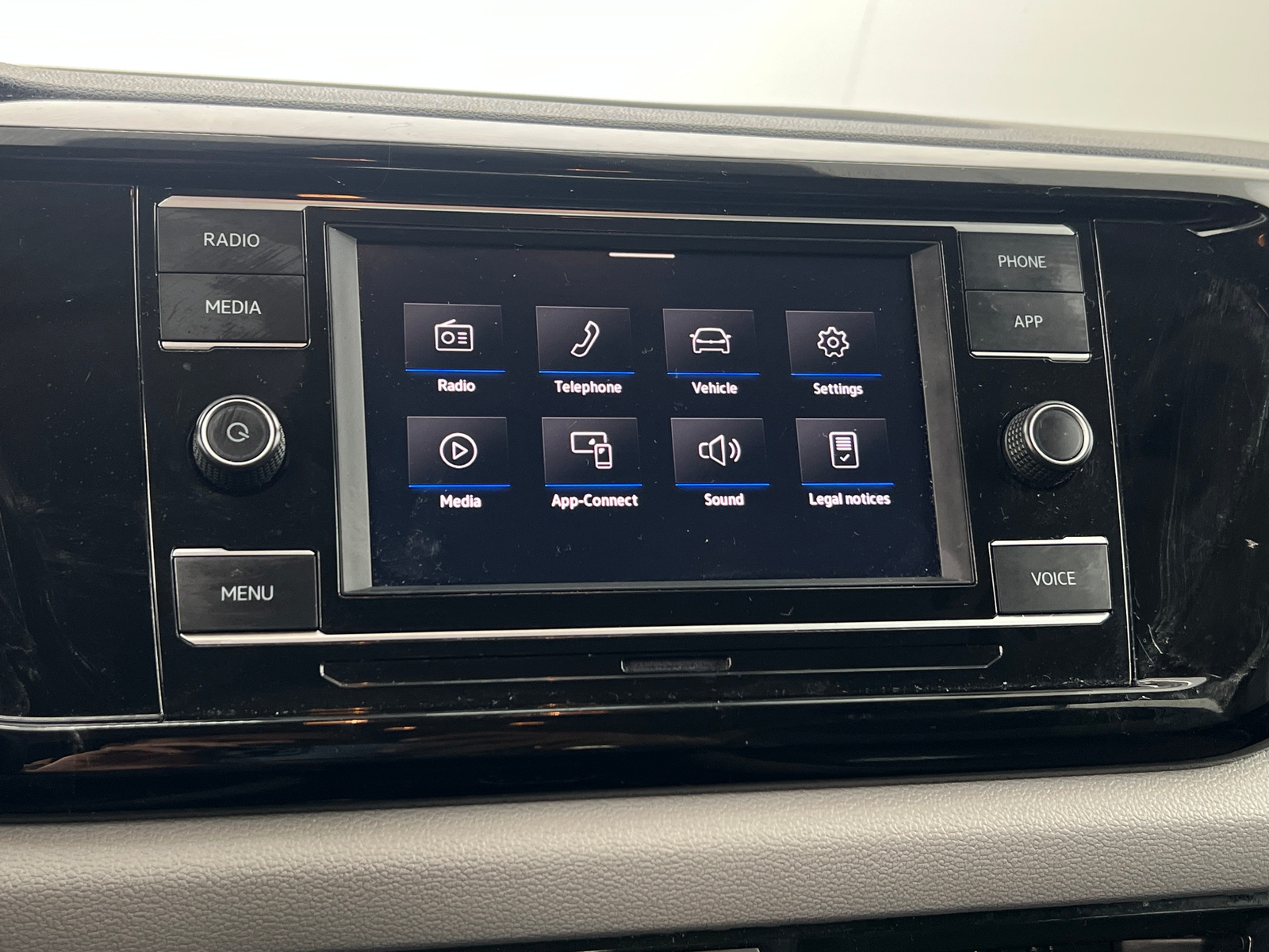 Thumbnail: 2024 Volkswagen Taos - 4