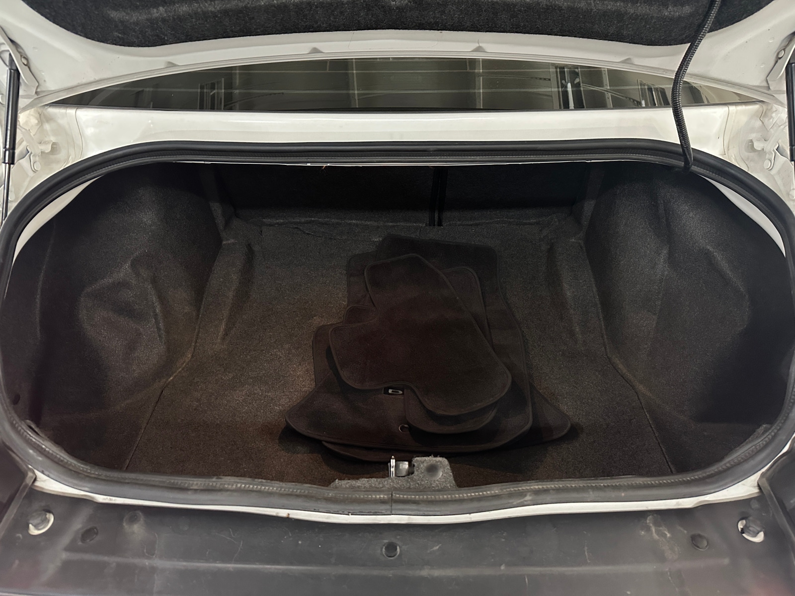 Thumbnail: 2016 Dodge Challenger - 5