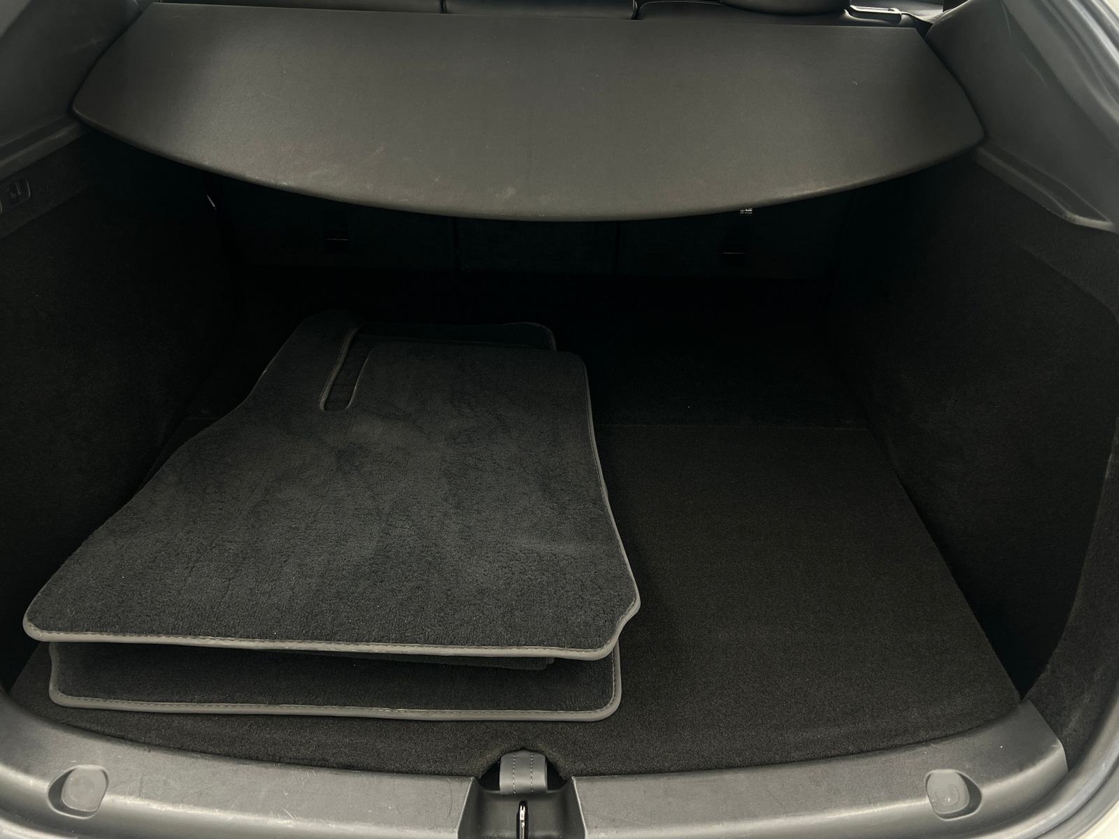 Thumbnail: 2022 Tesla Model Y - 6