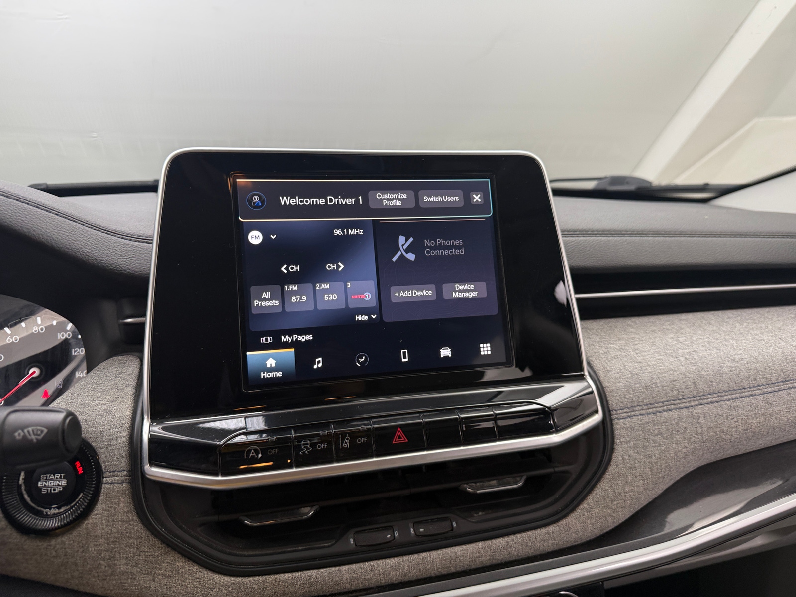 Thumbnail: 2022 Jeep Compass - 4