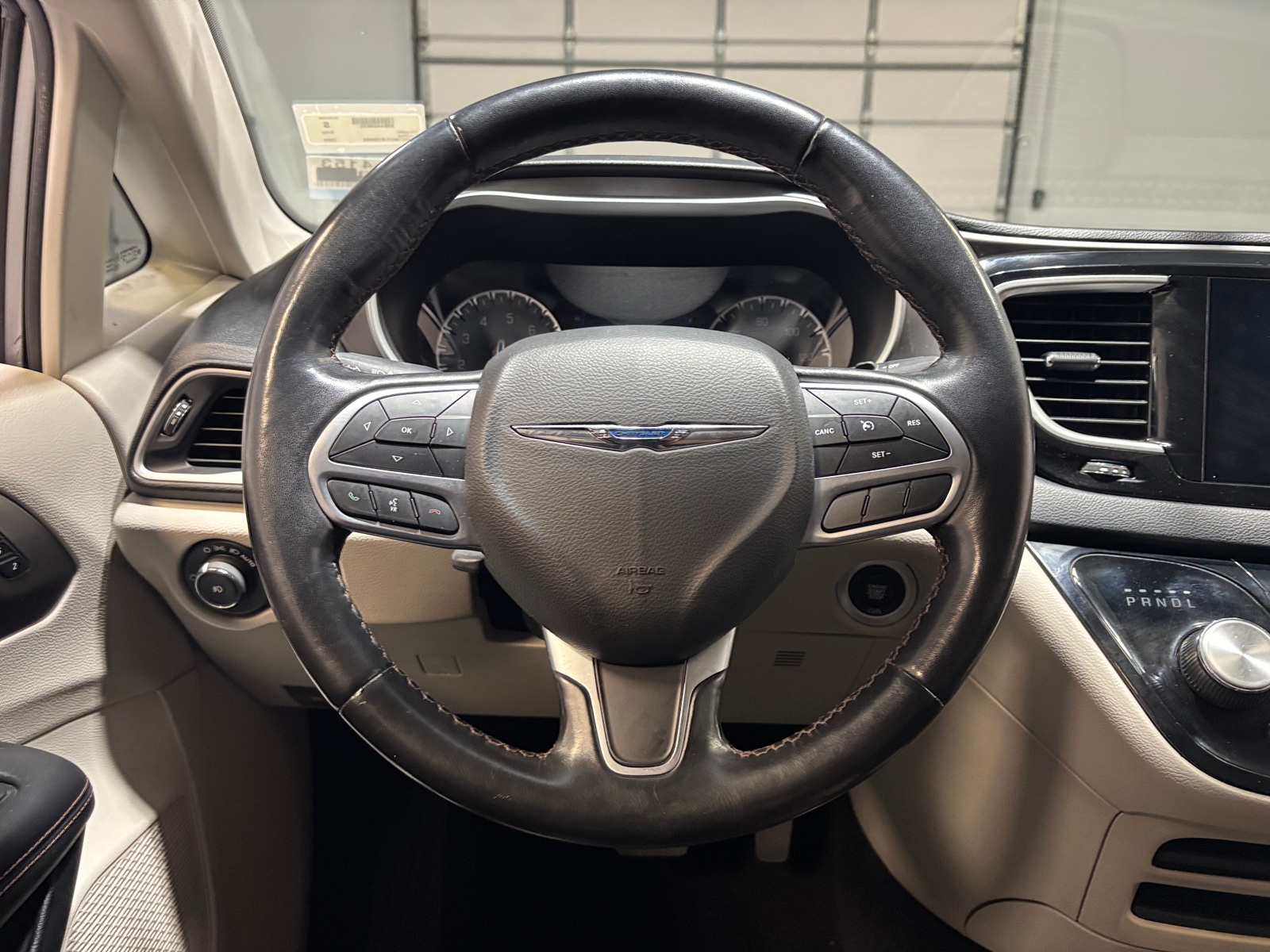 Thumbnail: 2020 Chrysler Pacifica - 4