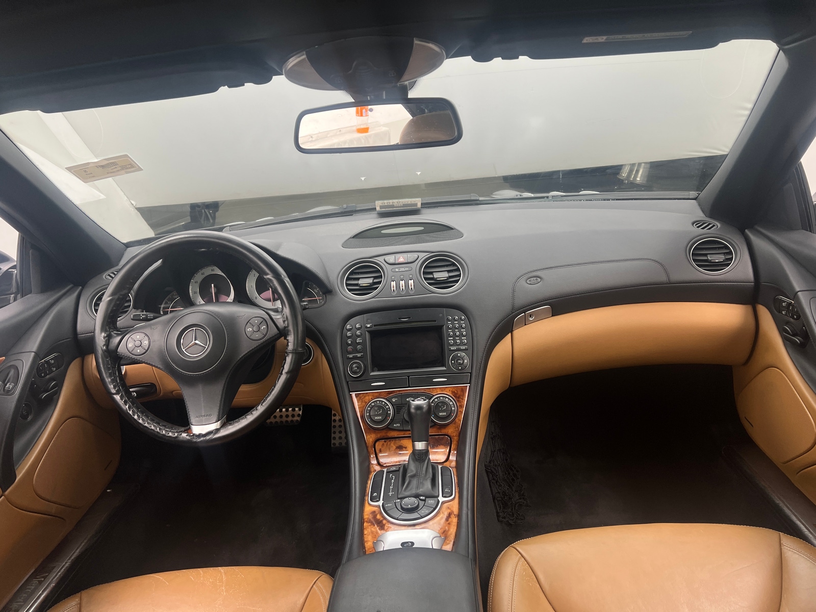 Thumbnail: 2011 Mercedes-Benz SL-Class - 2