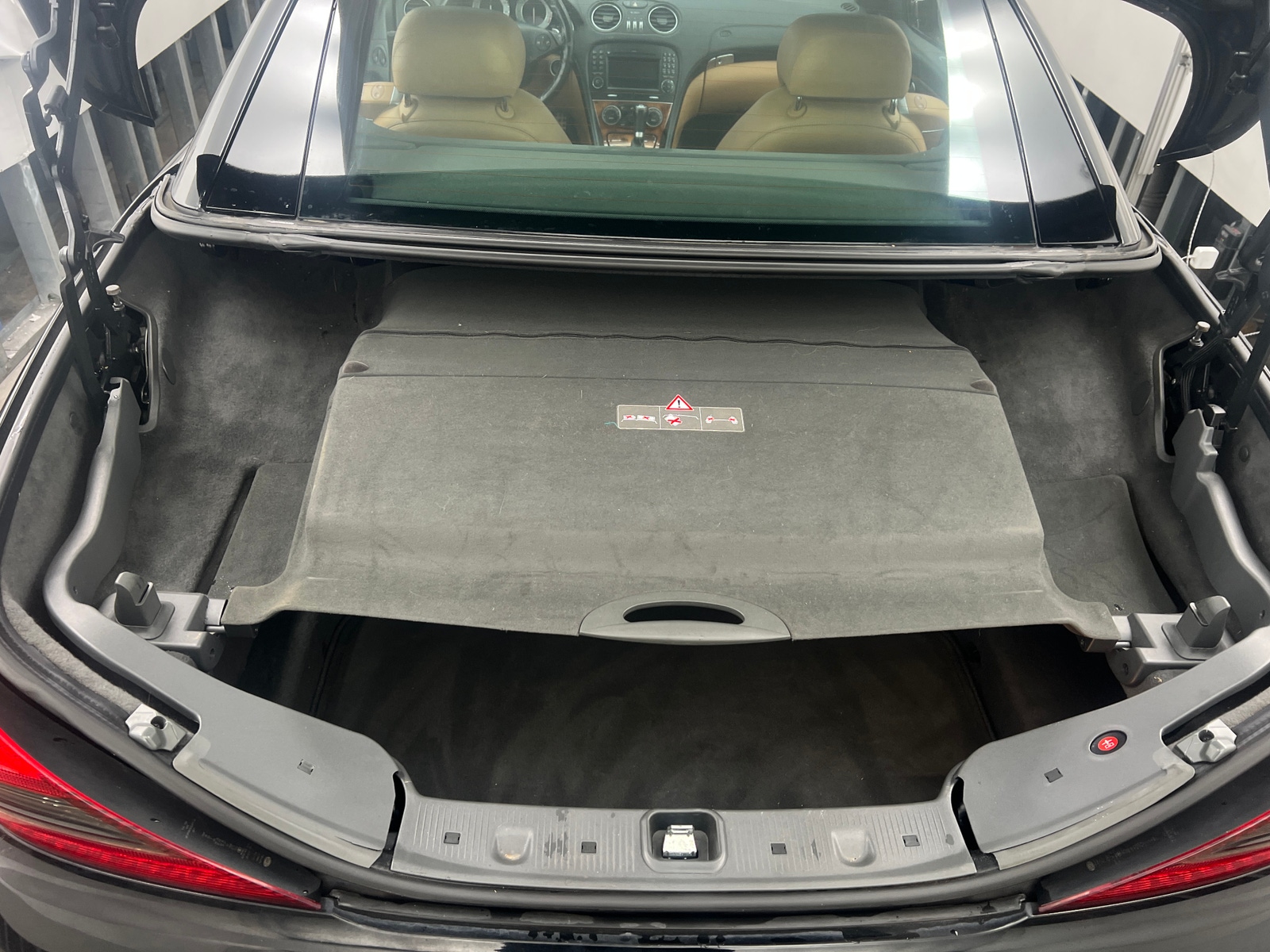 Thumbnail: 2011 Mercedes-Benz SL-Class - 5