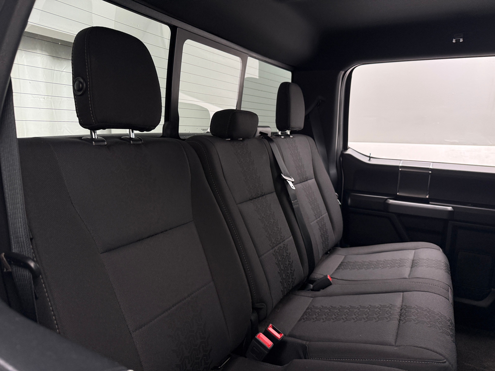 Thumbnail: 2018 Ford Econoline - 6