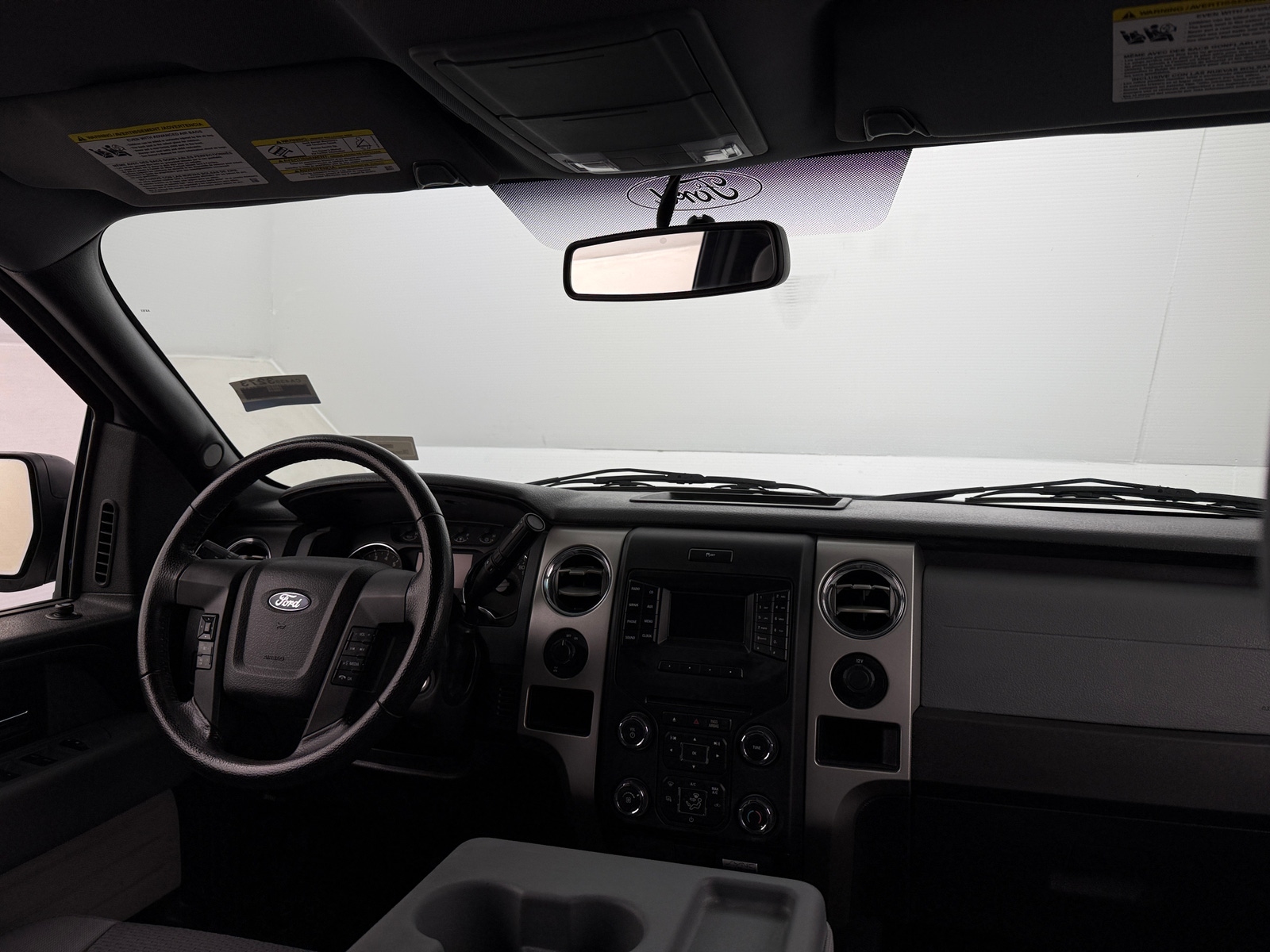 Thumbnail: 2014 Ford Econoline - 3