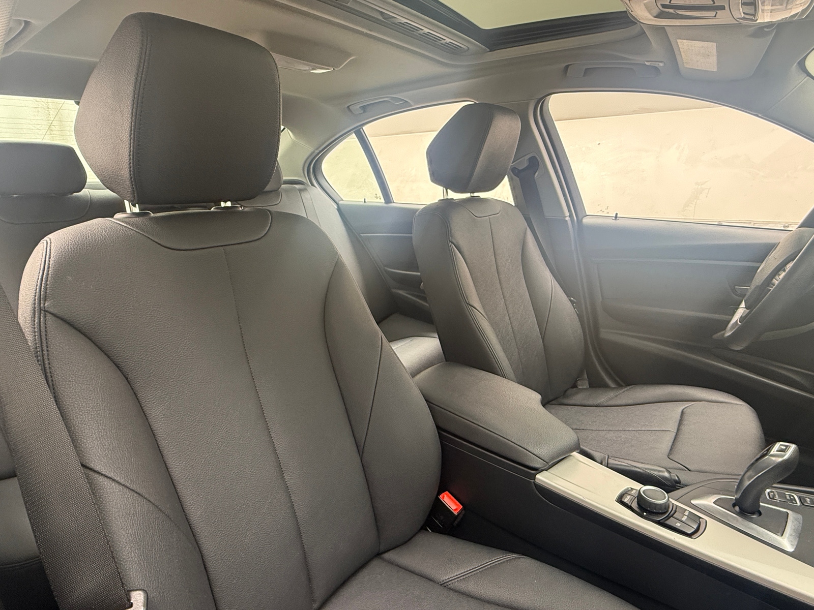 Thumbnail: 2017 BMW 3 Series - 2