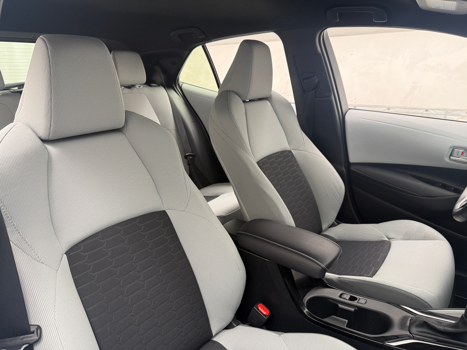 Thumbnail: 2025 Toyota Corolla - 2