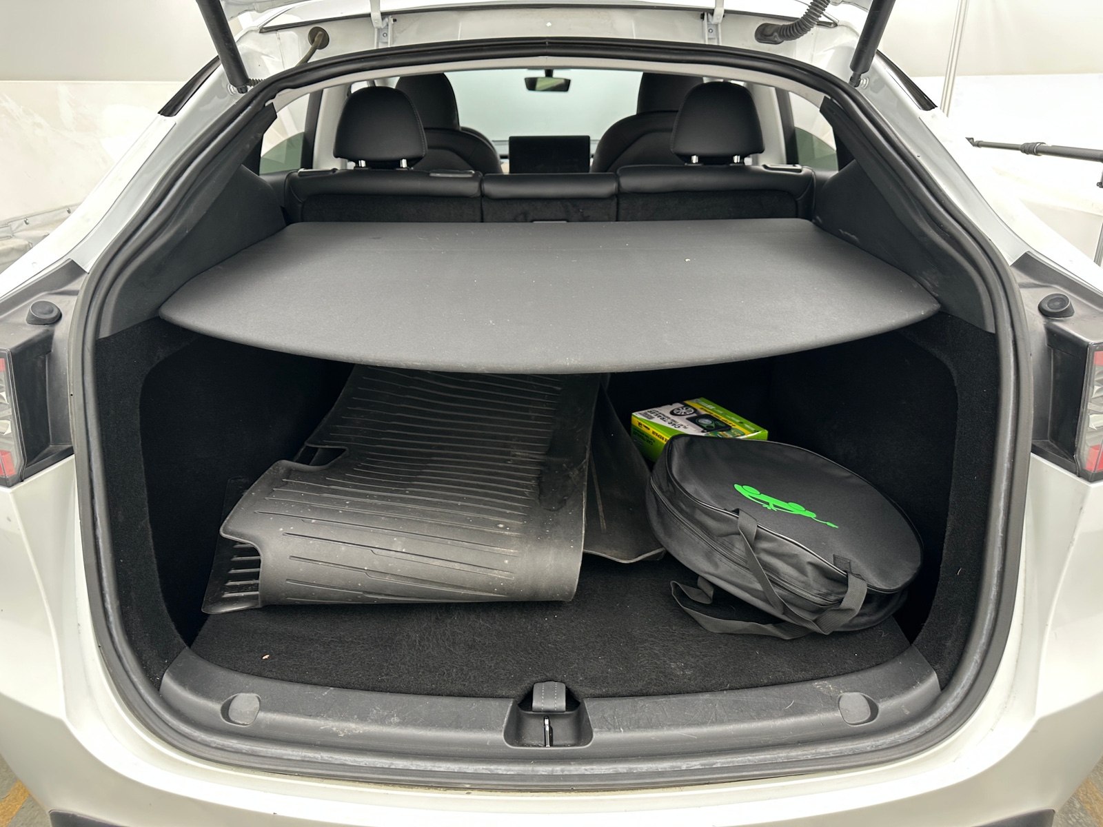 Thumbnail: 2023 Tesla Model Y - 6