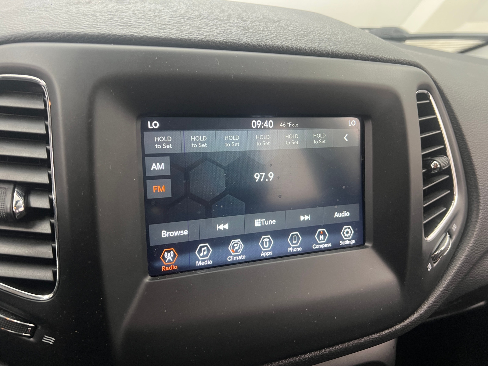 Thumbnail: 2020 Jeep Compass - 4